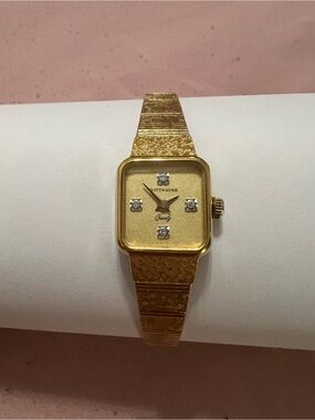Gold-Tone Women's Bracelet Watch Wittnauer Quart ( 4 real Diamonds )